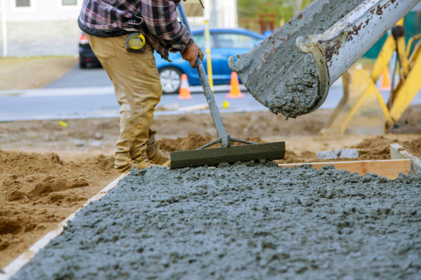 Best Custom Concrete Contractor  in Russiaville, IN